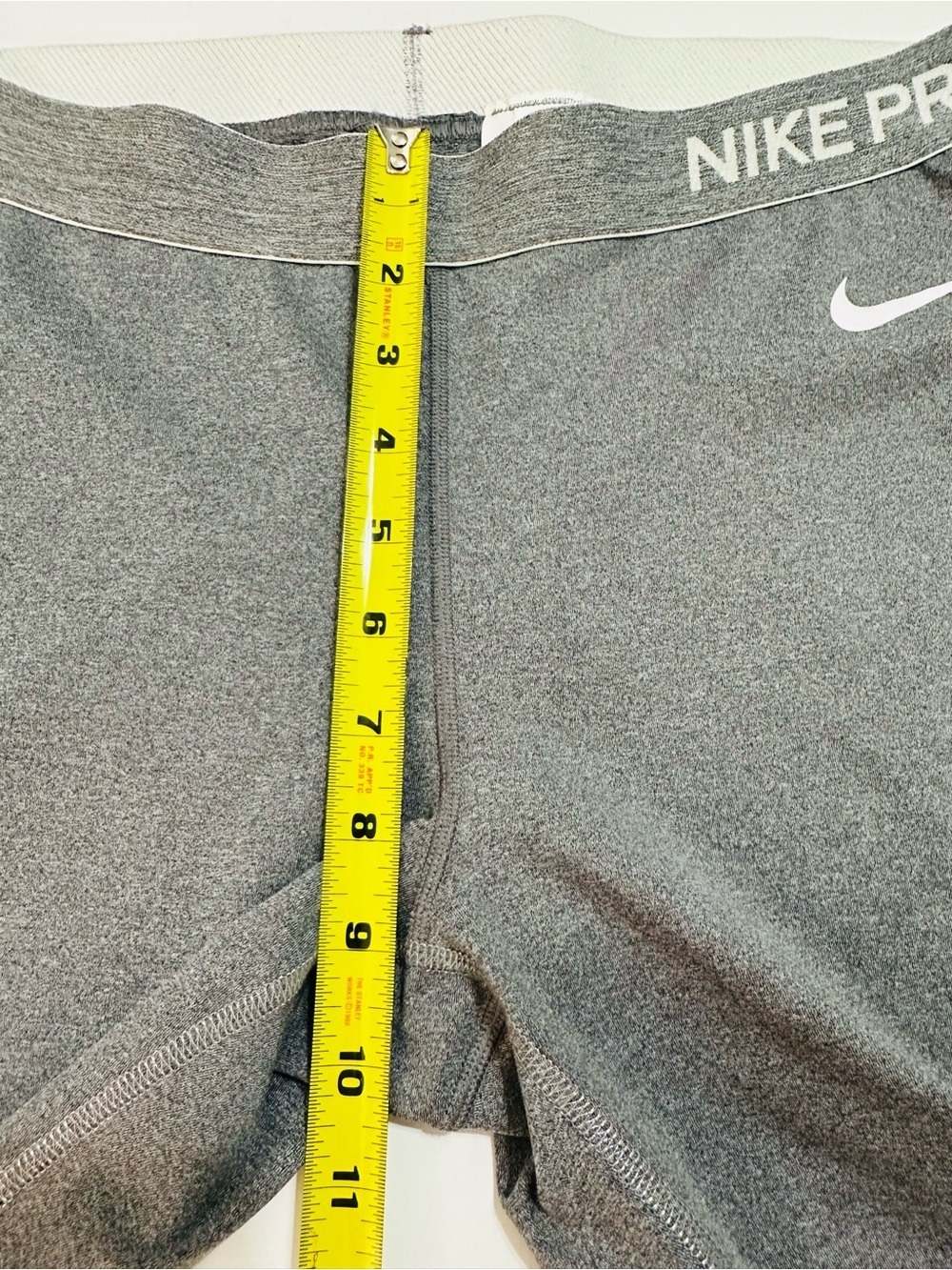 NIKE PRO DRI FIT CAPRI LEGGINGS WOMENS LARGE GRAY JUST DO IT GRAPHIC ACTIVEWEAR - Picture 7 of 11